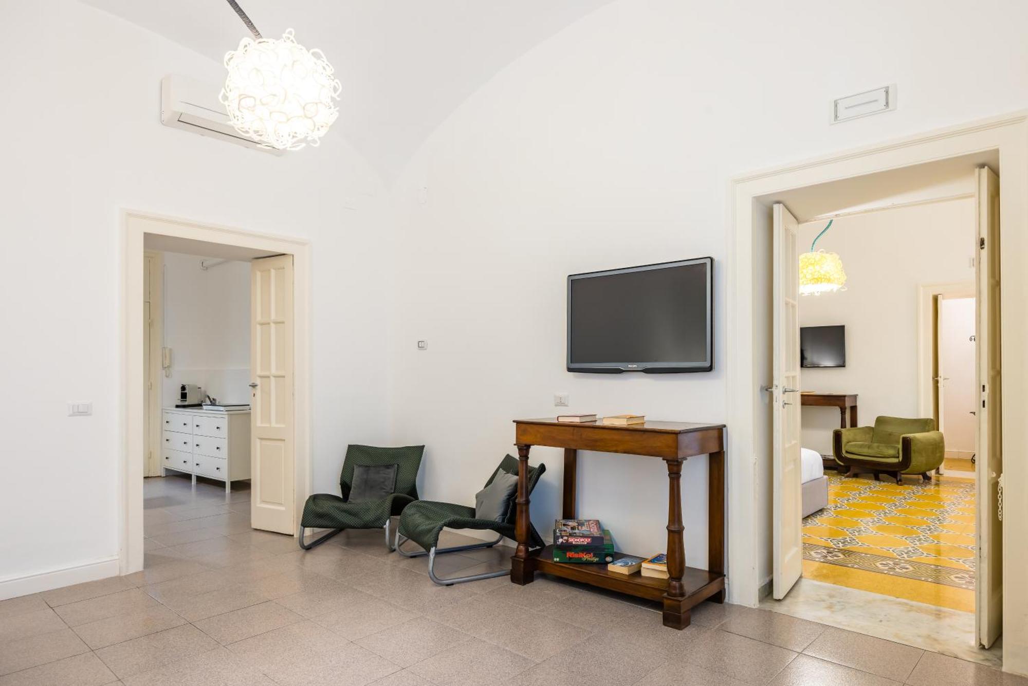 Kea Home, Entire House In The Heart Of Napoli Bagian luar foto