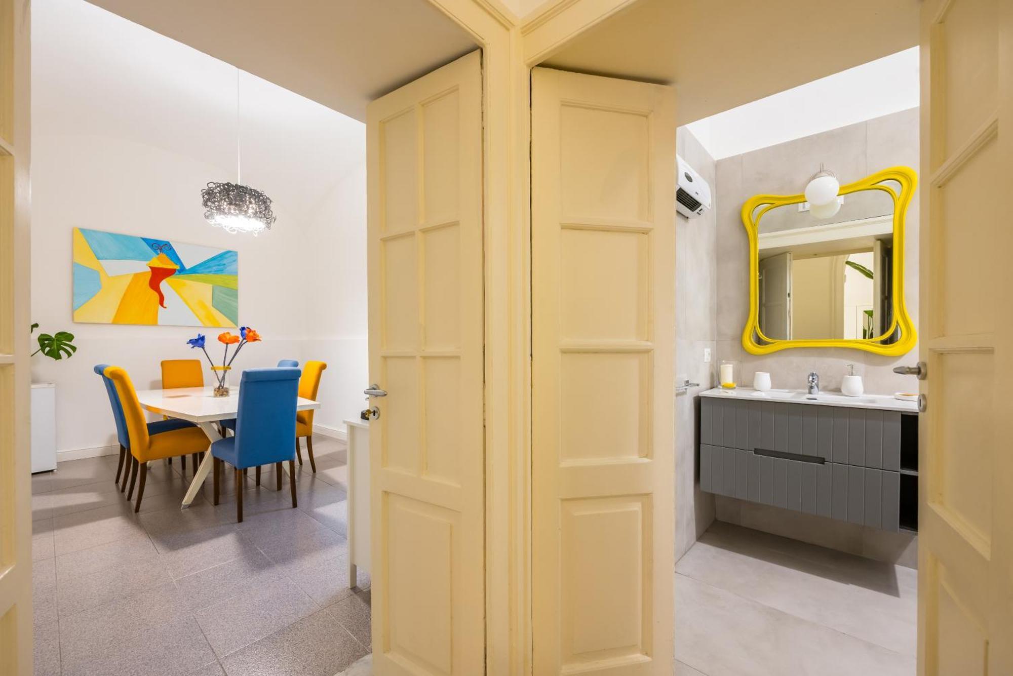 Kea Home, Entire House In The Heart Of Napoli Bagian luar foto