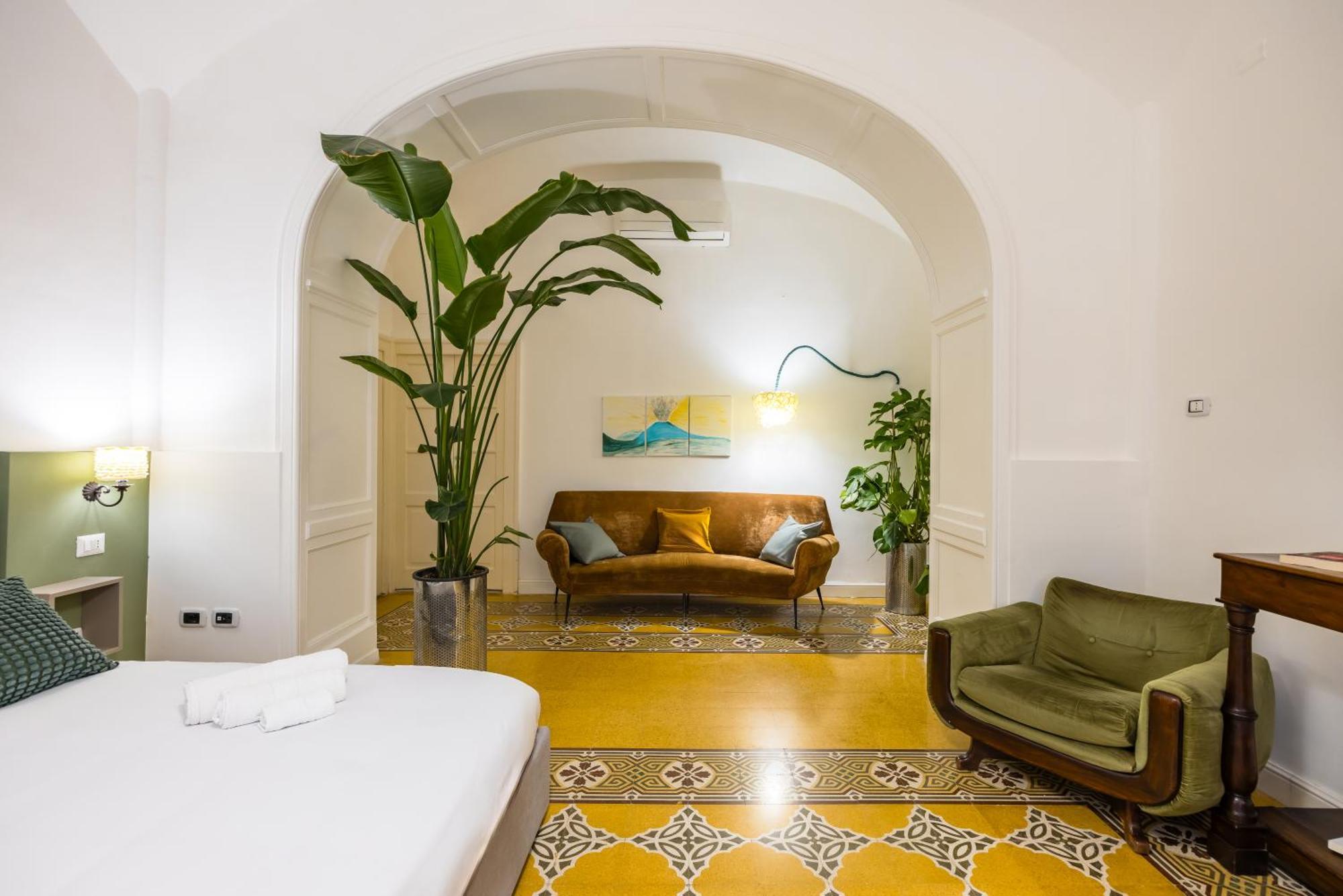 Kea Home, Entire House In The Heart Of Napoli Bagian luar foto