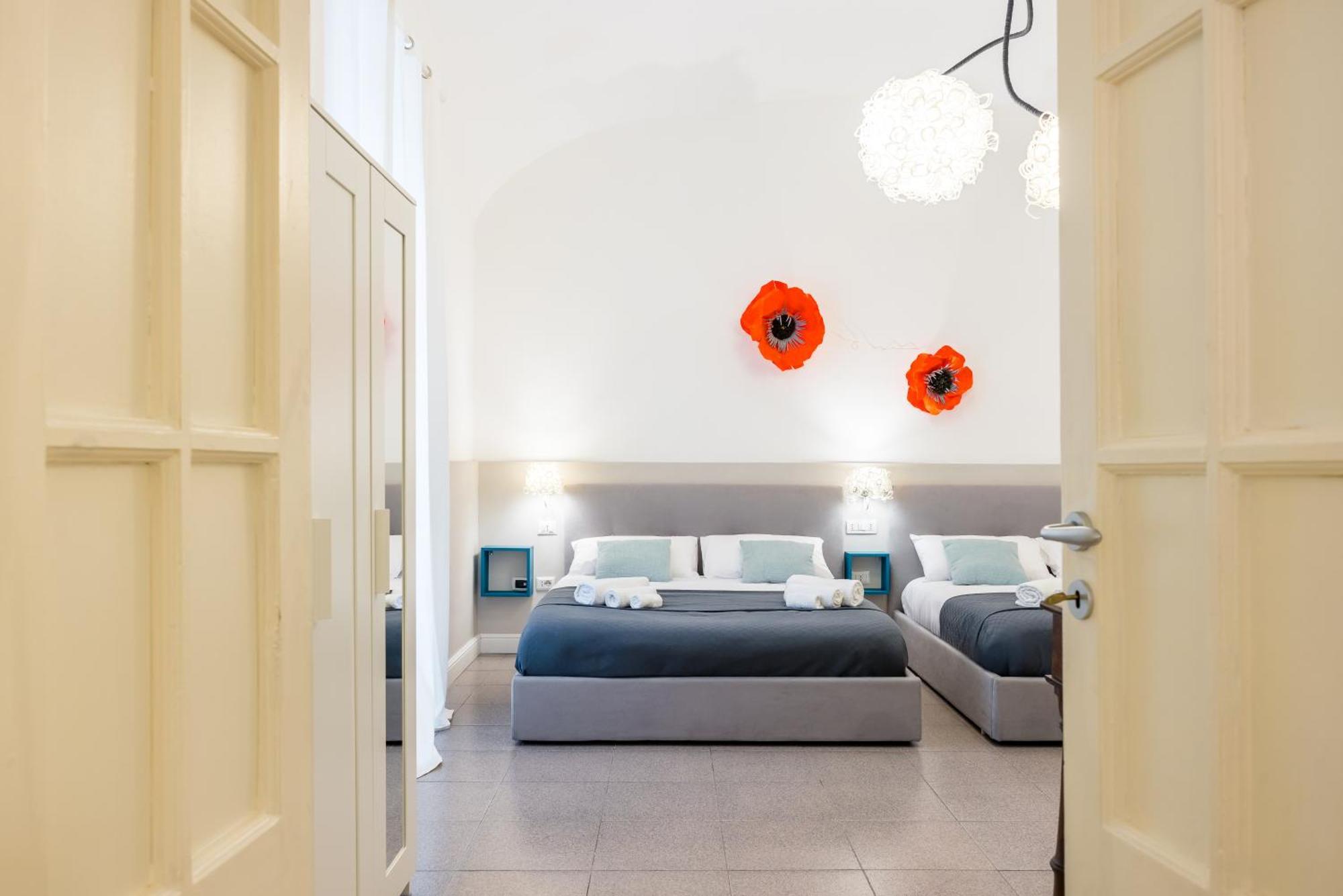 Kea Home, Entire House In The Heart Of Napoli Bagian luar foto